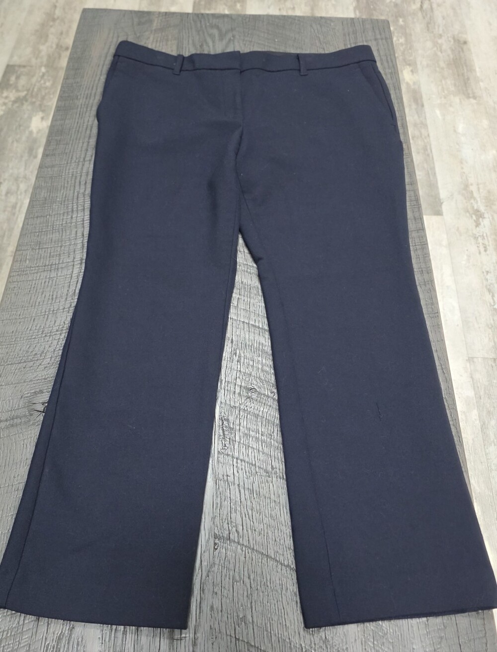 Ann Taylor Navy Wide-Leg Petite Dress Pants (Size:14p) - Picture 2 of 7
